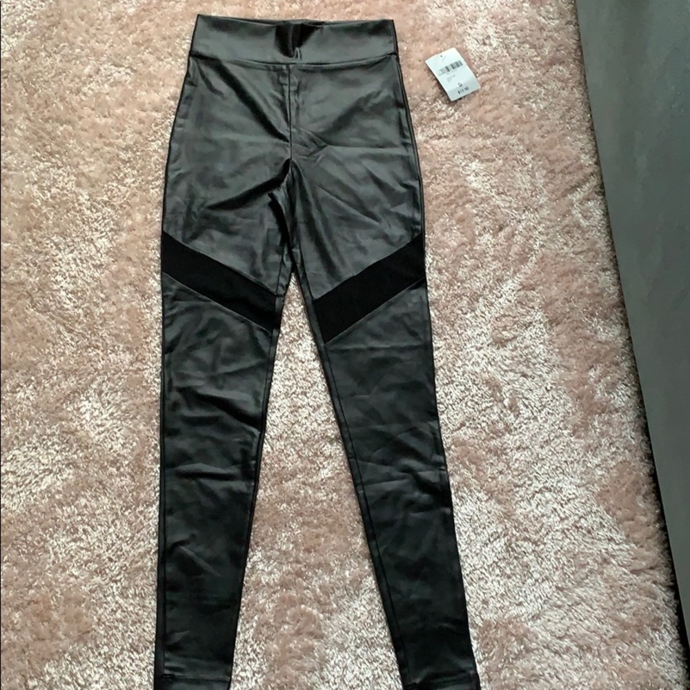 Leather leggings